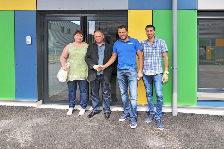 Livraison "SCI Champ de la Fruitière" : remise des clefs du bâtiment O'Net